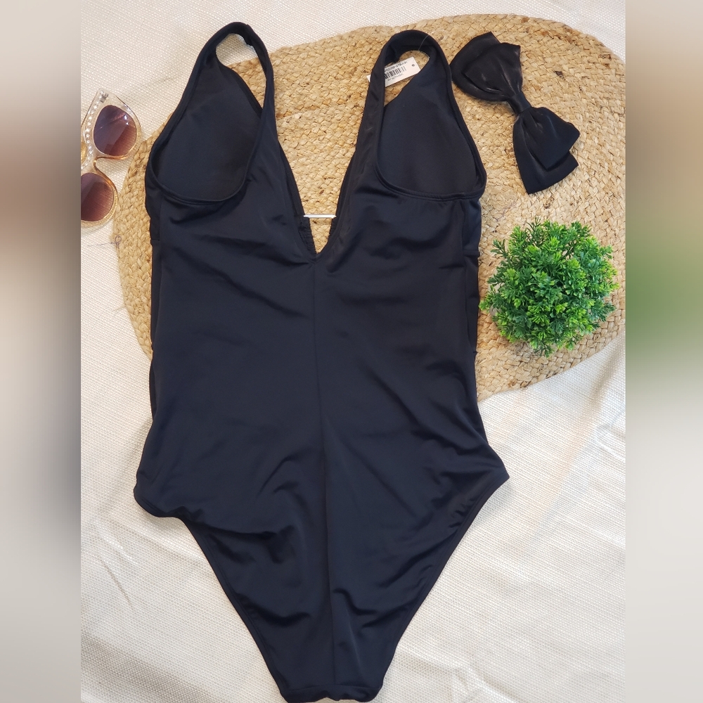 Elegant Black One-Piece Swimsuit - Picture 2 of 2
